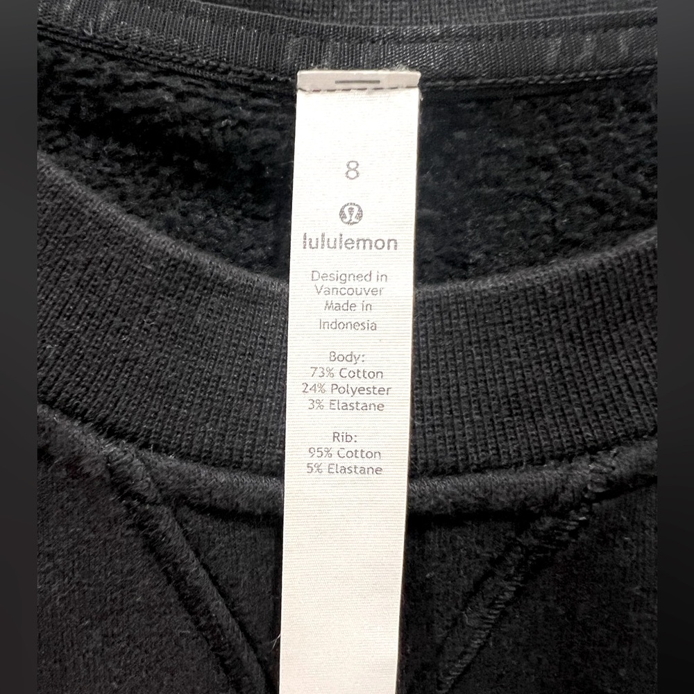 Lululemon Black crew neck, size 8 GUC - Picture 3 of 4